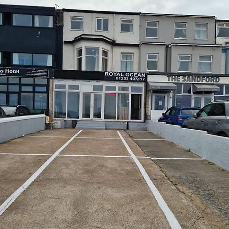 Royal Ocean Hotel Blackpool Exterior photo